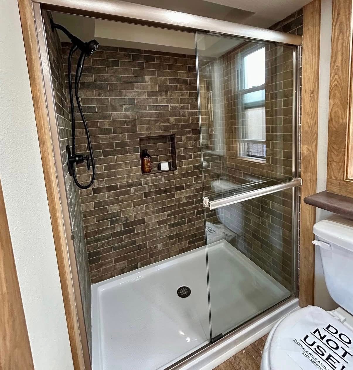 The Summit - Image 9