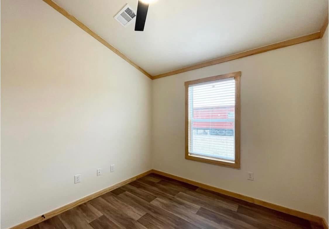 SHEFFIELD - Image 10