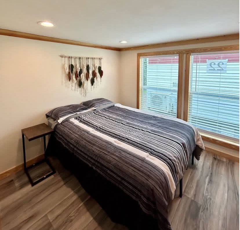 Silver Lake - Image 9