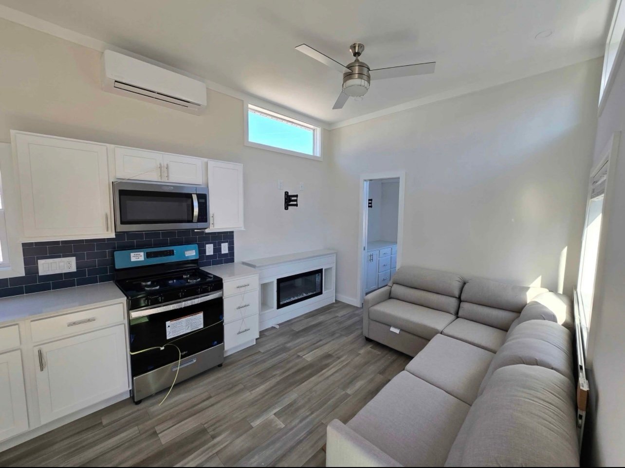 The Freedom Sleeker - Image 10