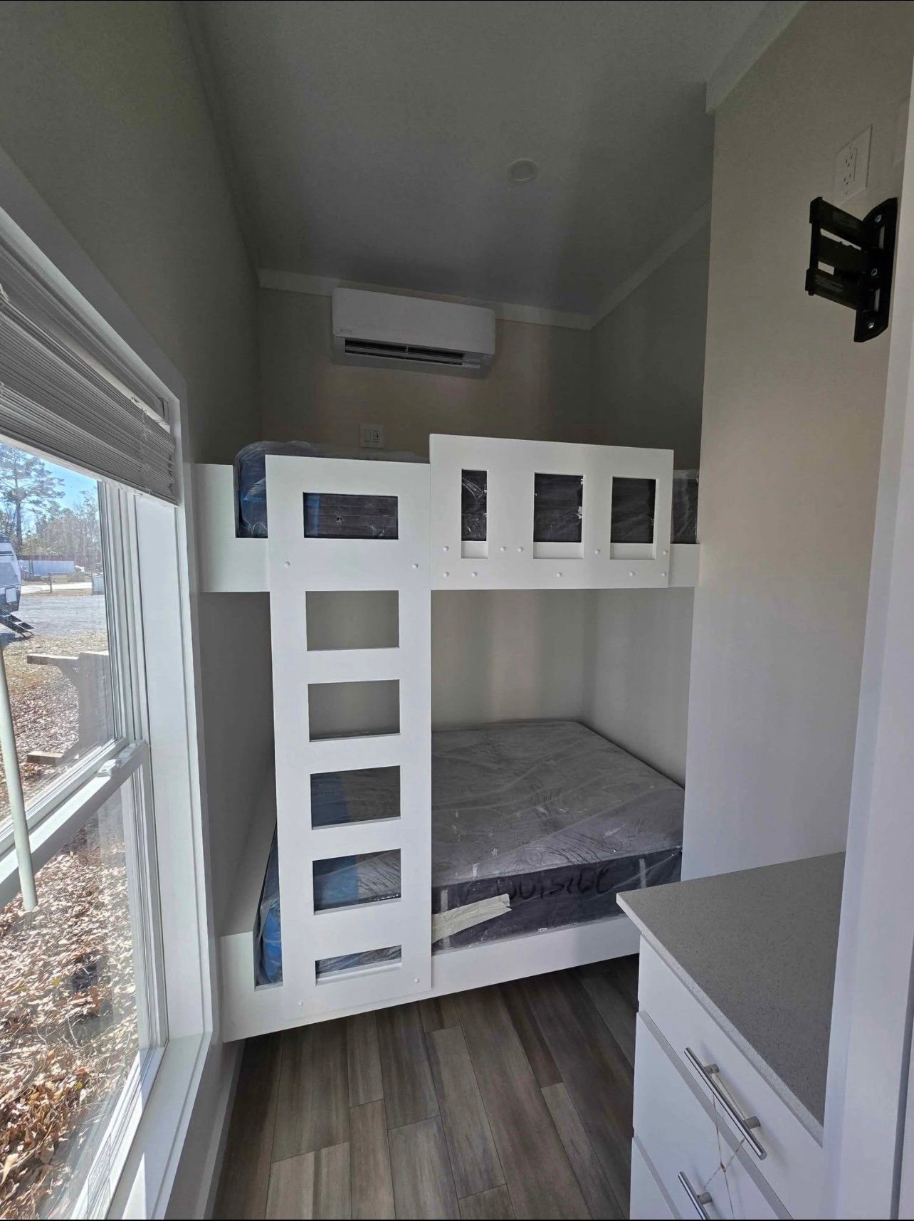 The Freedom Sleeker - Image 4