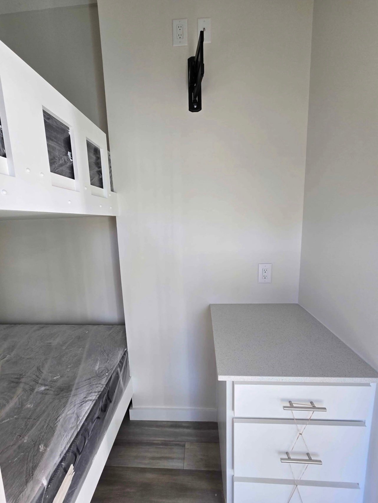 The Freedom Sleeker - Image 3