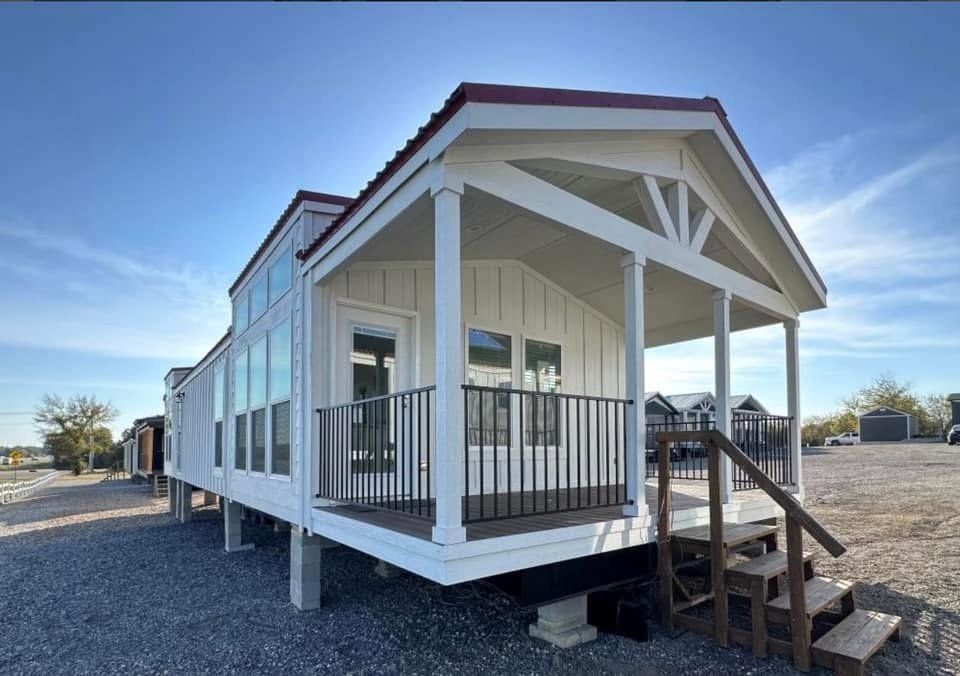 The Divan Mobile home