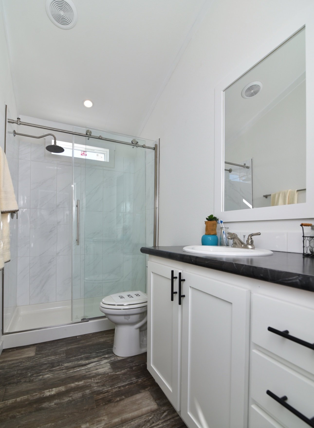 Petersburg - Image 18