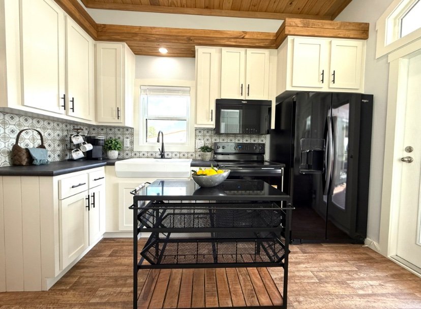 THE MARTIN COTTAGE - Image 12