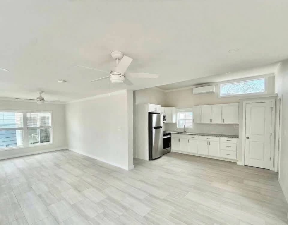 COASTAL DELUXE COTTAGE - Image 2