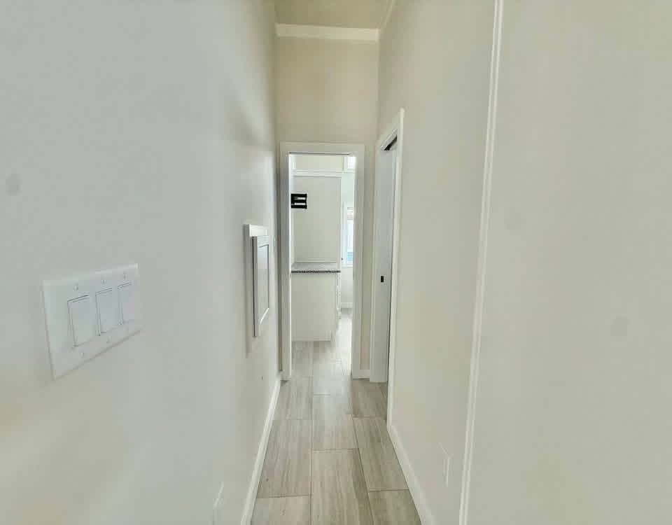 COASTAL DELUXE COTTAGE - Image 8